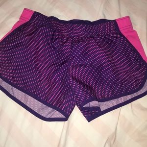 Running shorts